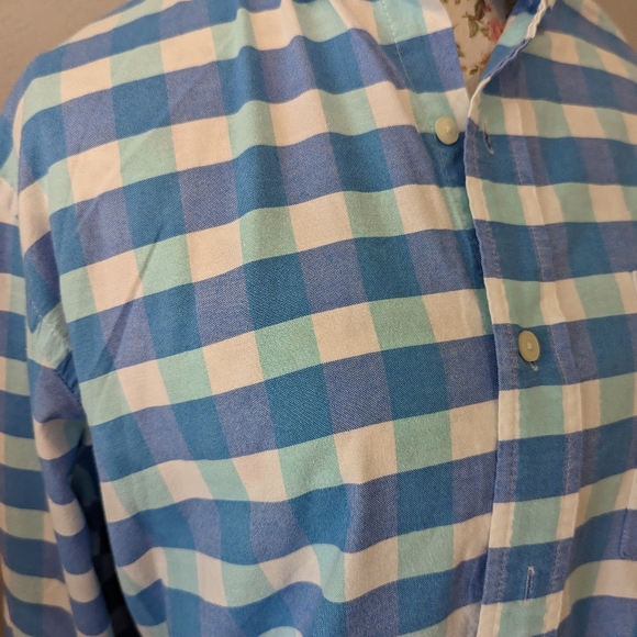 Men's Izod Saltwater Button Up -Green and Blue - Picture 3 of 5